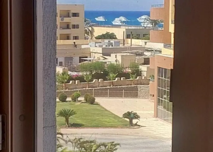 Tiba Golden , Zahabia Down Town Apart Otel Hurgada