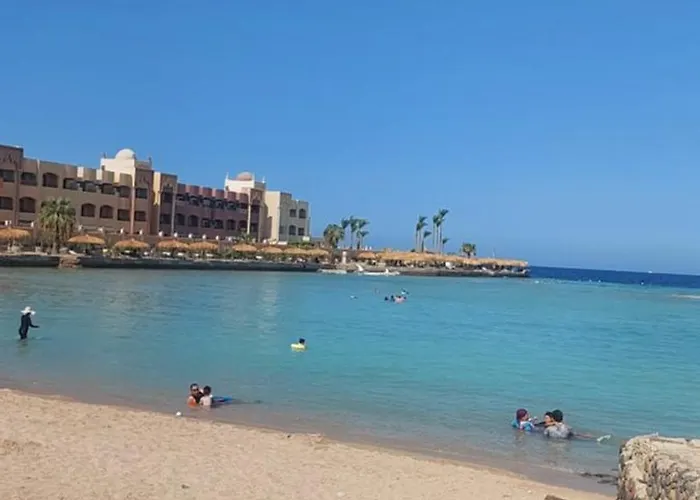 Tiba Golden , Zahabia Down Town Apart Otel Hurgada