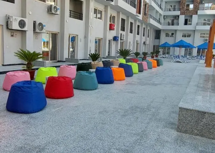 Tiba Golden , Zahabia Down Town Hurgada